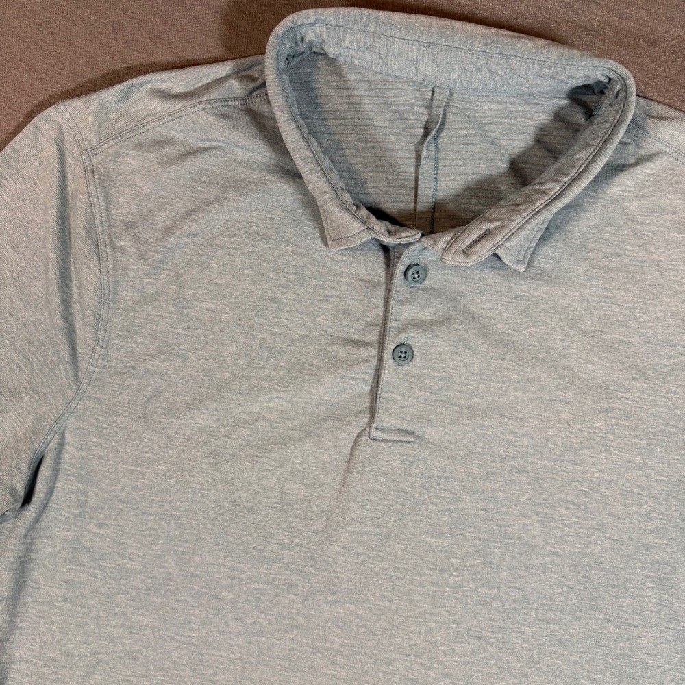 Lululemon Evolution Short-Sleeve Polo Shirt Light Blue Mens Large Slim Fit